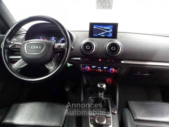 Audi A3 Cabriolet 2.0TDi 150 Sline - 10