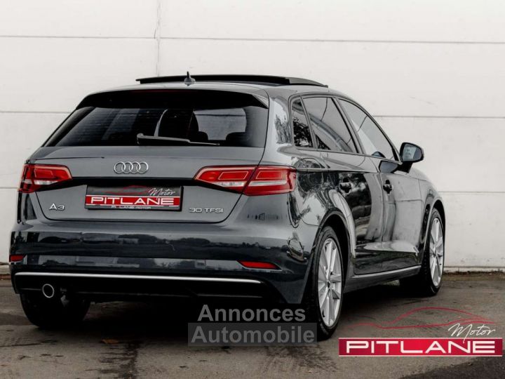 Audi A3 Sportback 30 TFSi Edit. Sport S-tronic ! T.O 17' - 5