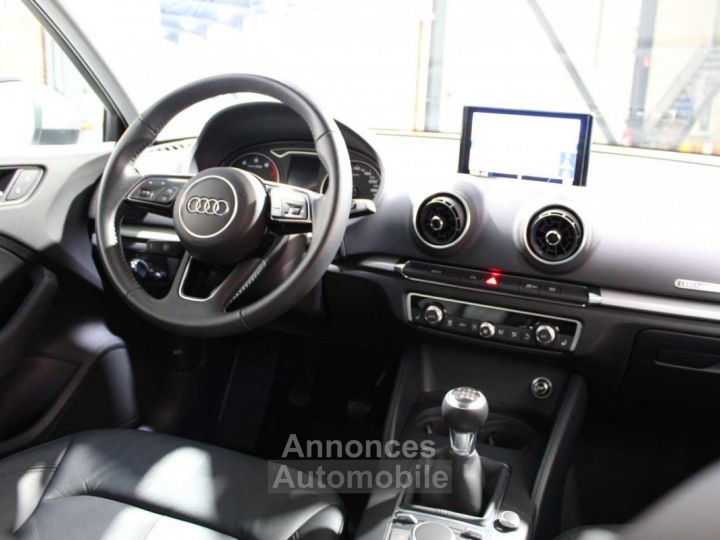 Audi A3 Sportback 30 TFSI S-Line - 10