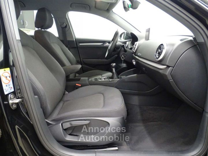 Audi A3 Sportback 30TDi - 9