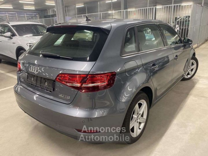 Audi A3 Sportback 30TDi - 3