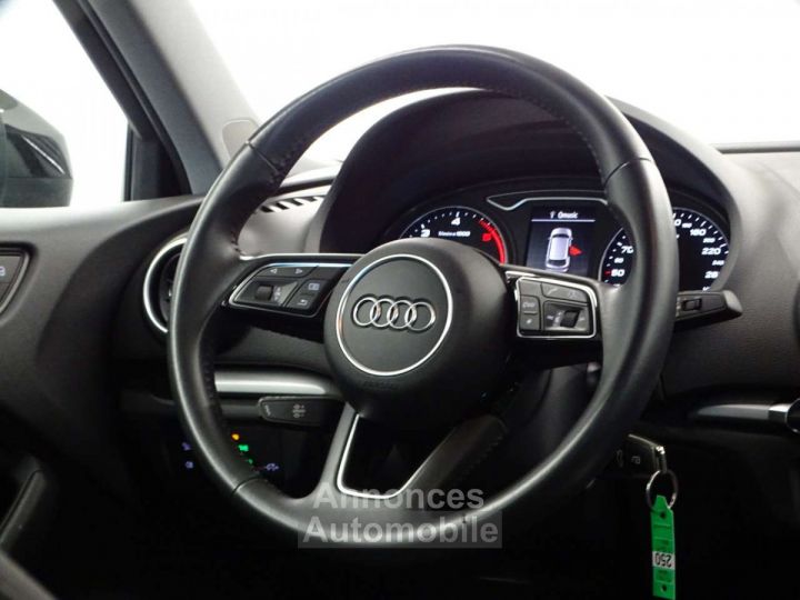 Audi A3 Sportback 30TDi STronic - 6