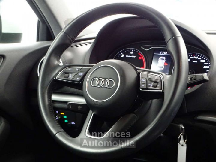 Audi A3 Sportback 30TDi STronic XENON-NAVI-CRUISE-PARK AR - 6