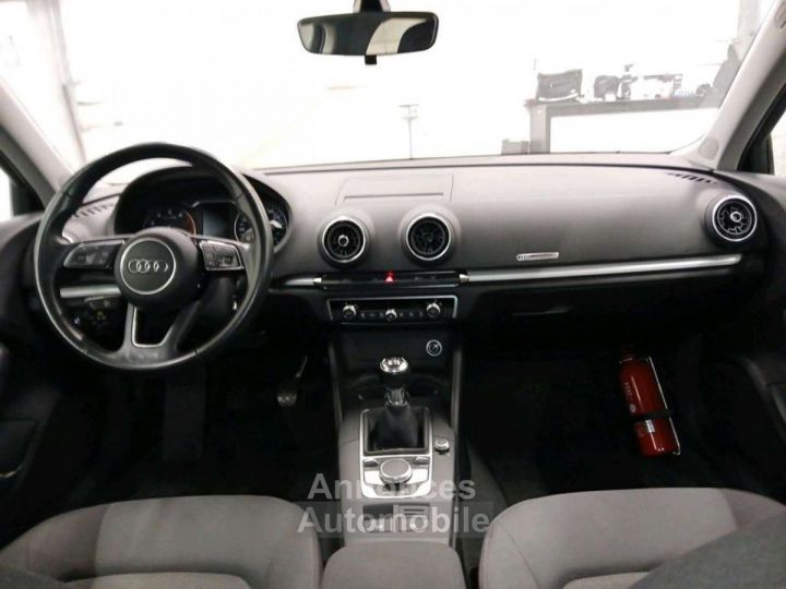 Audi A3 Sportback 30TFSI - 6