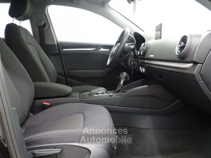 Audi A3 Sportback 30TFSI STRONIC NAVI-XENON-CRUISE-EURO6dT - 9