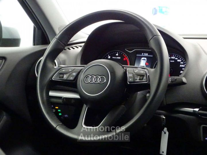 Audi A3 Sportback 35TDi SLine STronic - 6