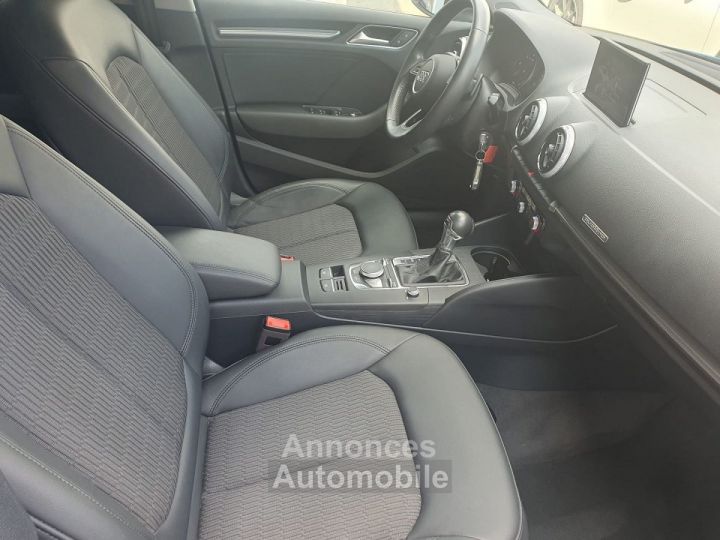 Audi A3 Sportback 40 TDI 184CH DESIGN QUATTRO S TRONIC 7 - 10