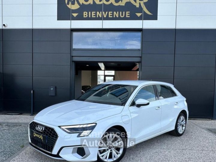 Audi A3 Sportback 40 TFSI E 204 DESIGN LUXE S TRONIC 6 - 1