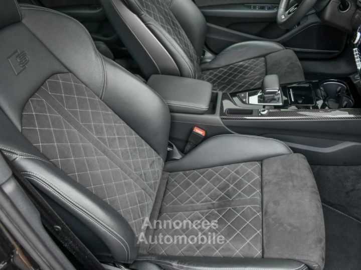 Audi A4 - COMPETITION - MASSAGE - B&O 3D - CAMERA - HONEYCOMB - LED - - 32