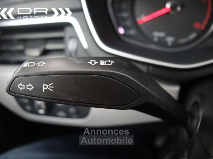Audi A4 30TDI S-TRONIC S LINE - NAVIGATIE LEDER ALU 18" - 33