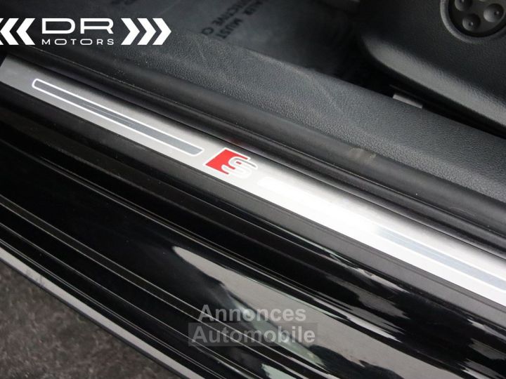 Audi A4 30TDI S-TRONIC S LINE - NAVIGATIE LEDER ALU 18" - 44