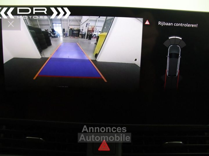 Audi A4 30TDI S-TRONIC S LINE - NAVIGATIE VIRTUAL COCKPIT LEDER MIRROR LINKALU 18" - 24