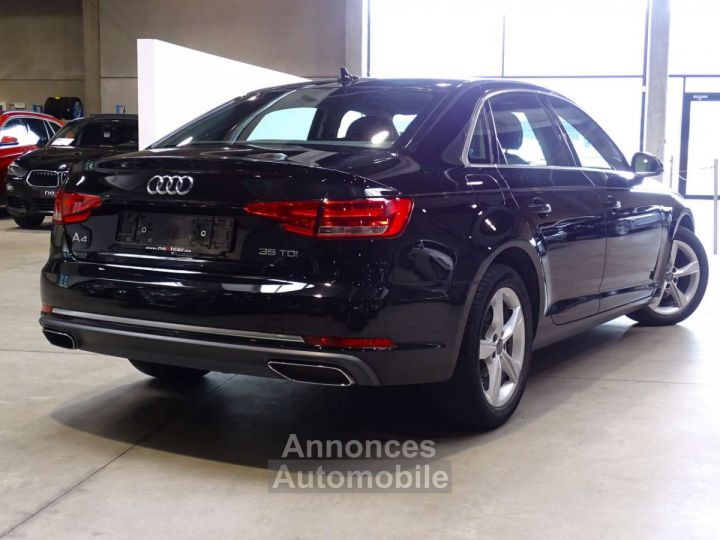 Audi A4 35TDi Sport STronic - 3