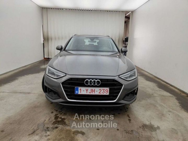 Audi A4 Avant 35TDi Design STronic - 4