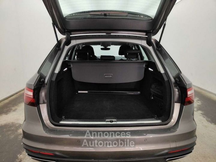 Audi A4 Avant 35TDi Design STronic - 16