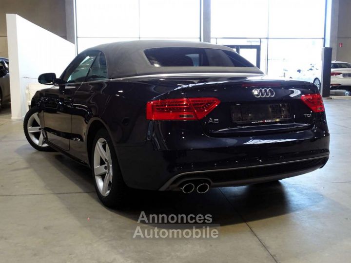 Audi A5 Cabriolet 2.0TDi SLine - 5