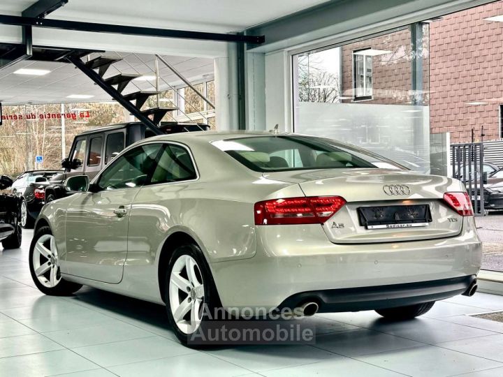 Audi A5 Coupé 2.7 TDi V6 163cv Multitronic - 4