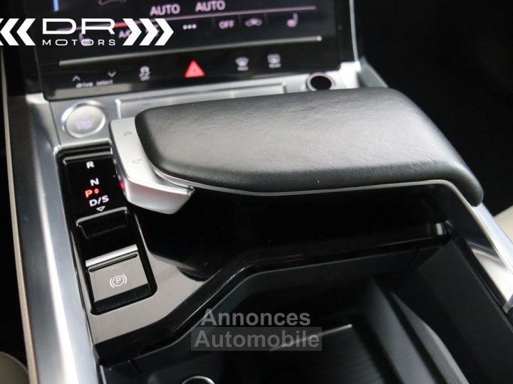 Audi e-tron 55 QUATTRO - LEDER LED NAVI TREKHAAK ALU 20" - 29
