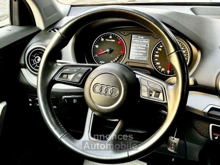 Audi Q2 30 TDi 1,6 115cv S TRONIC - 13