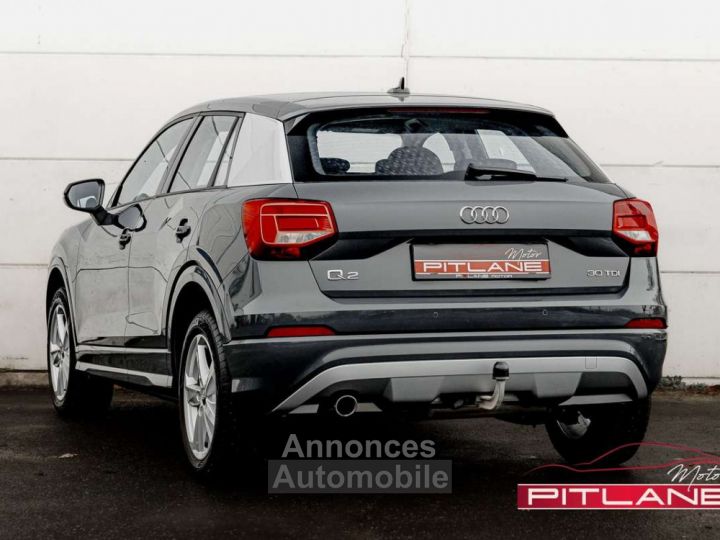 Audi Q2 30 TDi Edition Sport ATTELAGE NAVI JANTES ! - 2