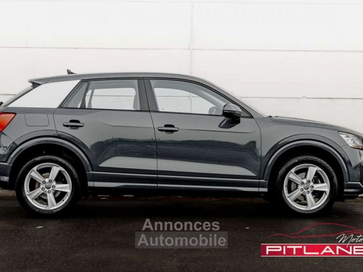 Audi Q2 30 TDi Edition Sport ATTELAGE NAVI JANTES ! - 6