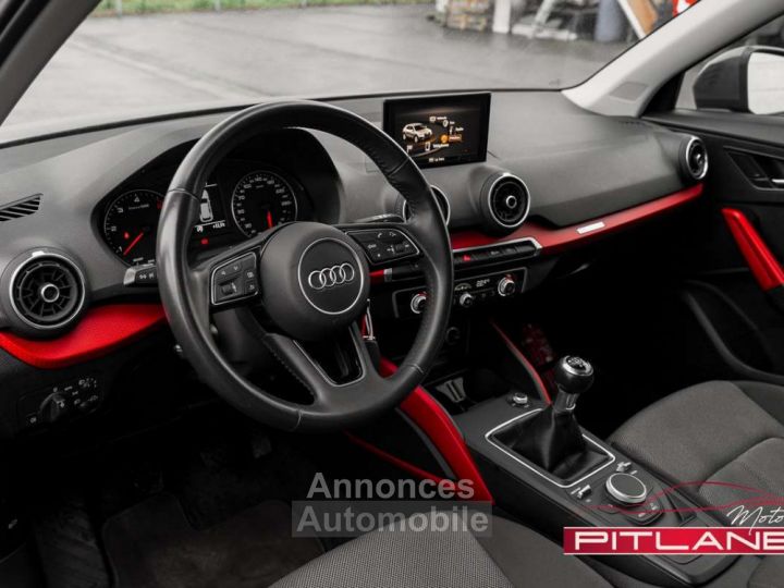 Audi Q2 30 TDi Edition Sport ATTELAGE NAVI JANTES ! - 11