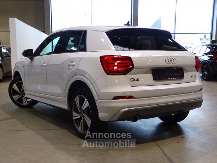 Audi Q2 30TDi SLine STronic - 4