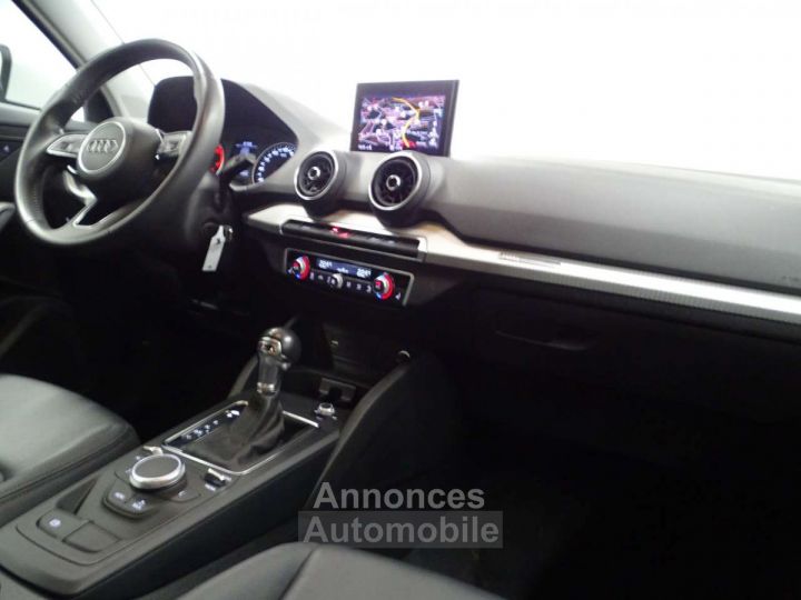 Audi Q2 30TDi SLine STronic - 8