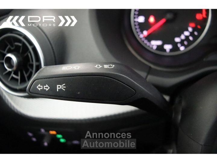 Audi Q2 30TFSI - NAVI LEDER LED DAB - 33