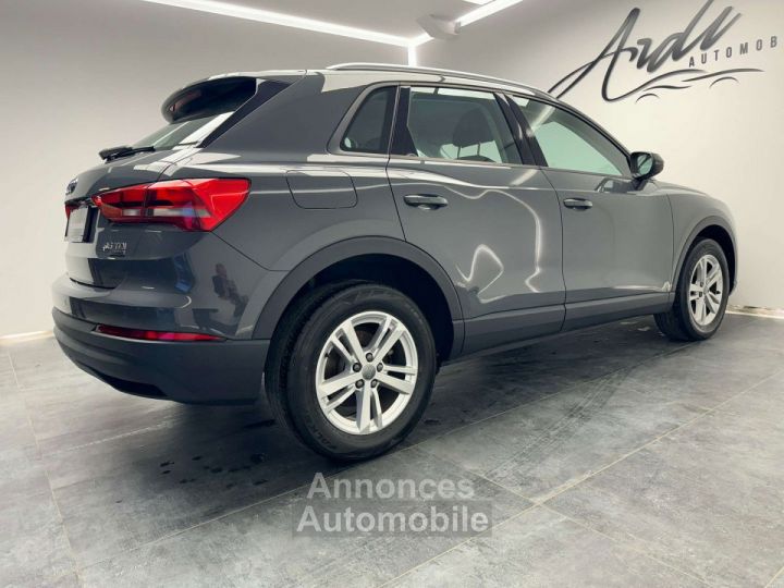 Audi Q3 2.0 TDi Quattro GARANTIE 12 MOIS 1er PROPRIETAIRE - 3