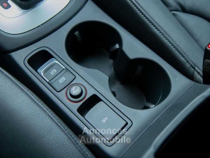 Audi Q3 2.0 TDI QUATTRO S-tronic - LEDER - XENON - PARKEERSENSOREN - EURO 6B - 24