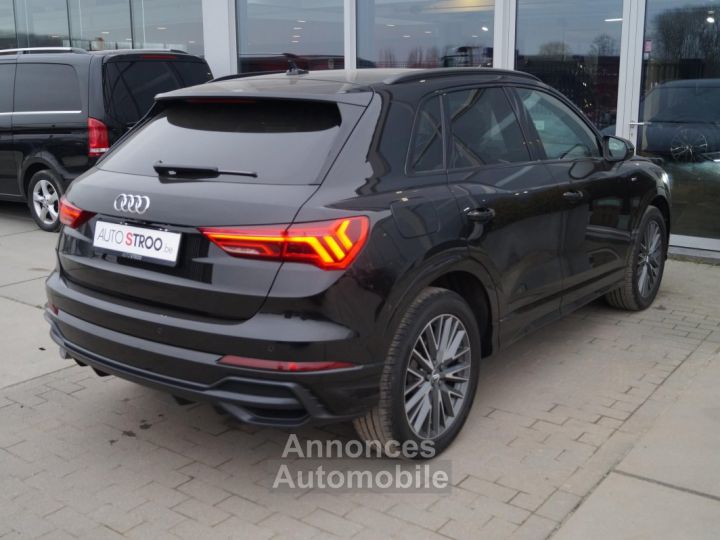 Audi Q3 2.0TDI Aut. S-LINE PANO MATRIX BlackPack - 11