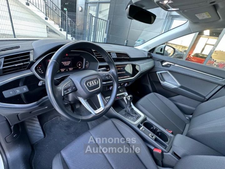 Audi Q3 35 TFSI 150 BUSINESS LINE S TRONIC 7 - 15
