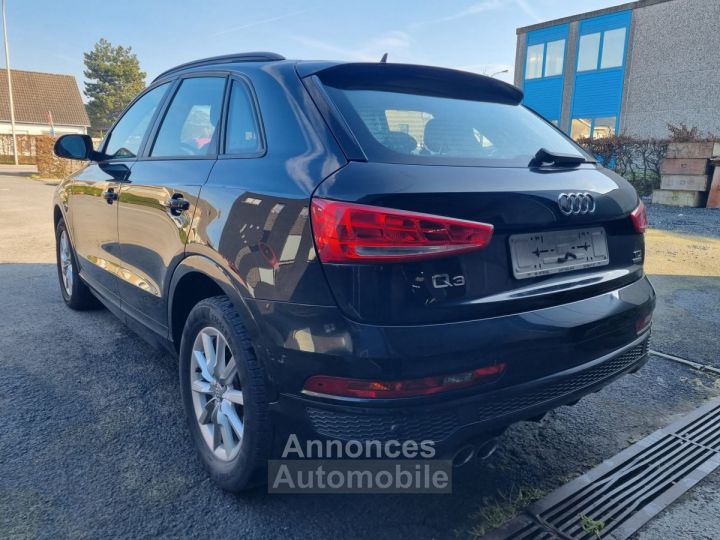 Audi Q3 S-Line - 29