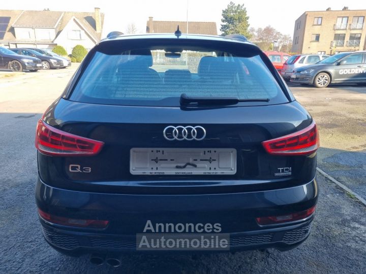 Audi Q3 S-Line - 30