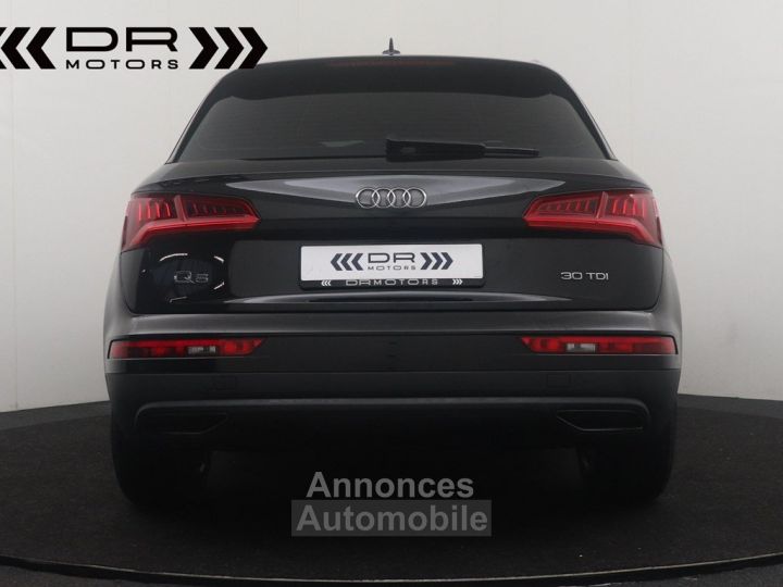 Audi Q5 30TDI S TRONIC BUSINESS EDITION - NAVI LED- LEDER DAB - 6
