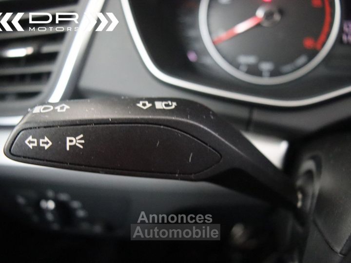 Audi Q5 30TDI S TRONIC BUSINESS EDITION - NAVI LED- LEDER DAB - 36