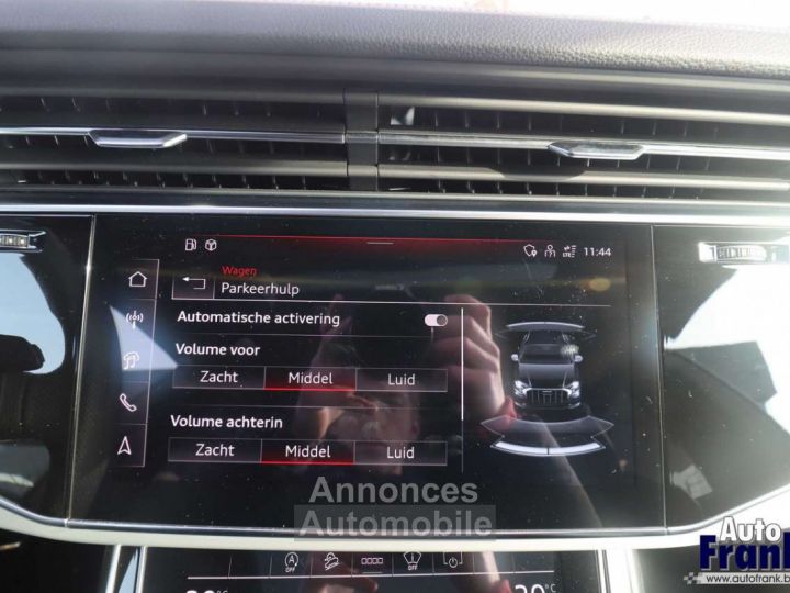 Audi Q8 50 TDI 4X4 PANO KEYLESS B&O HUD TREKHK - 39