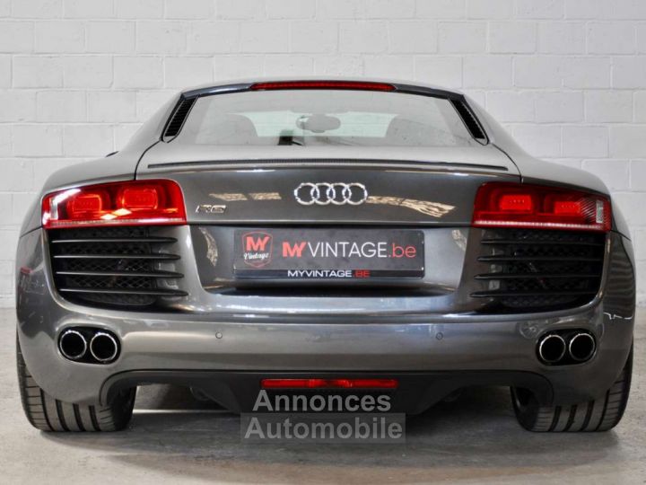 Audi R8 4.2i V8 420cv Quattro FSI R TRONIC - 6