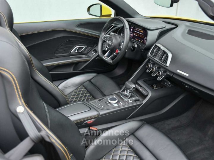 Audi R8 5.2i V10 SPYDER - CERAMIC BRAKES - SPORT EXHAUST - B&O - - 26