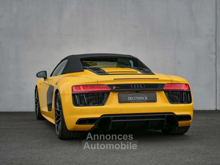 Audi R8 5.2i V10 SPYDER - CERAMIC BRAKES - SPORT EXHAUST - B&O - - 12