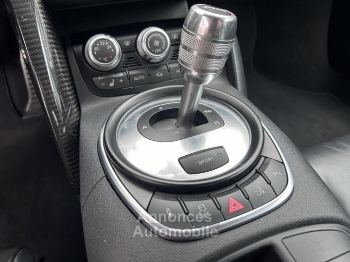 Audi R8 Quattro 525 V10 Full carbone R-tronic - 8