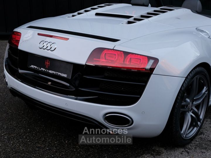 Audi R8 Spyder 5.2 V10 QUATTRO BVM6 - 11