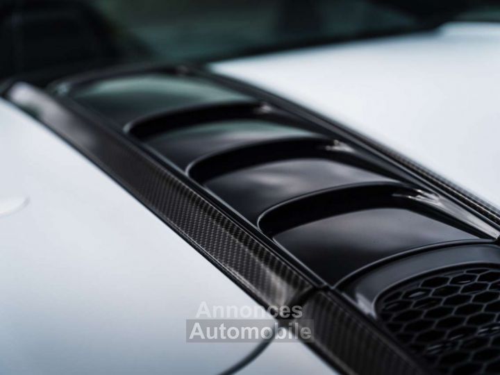 Audi R8 Spyder V10 Performance Quattro- Suzuka Grey-Carbon - 13