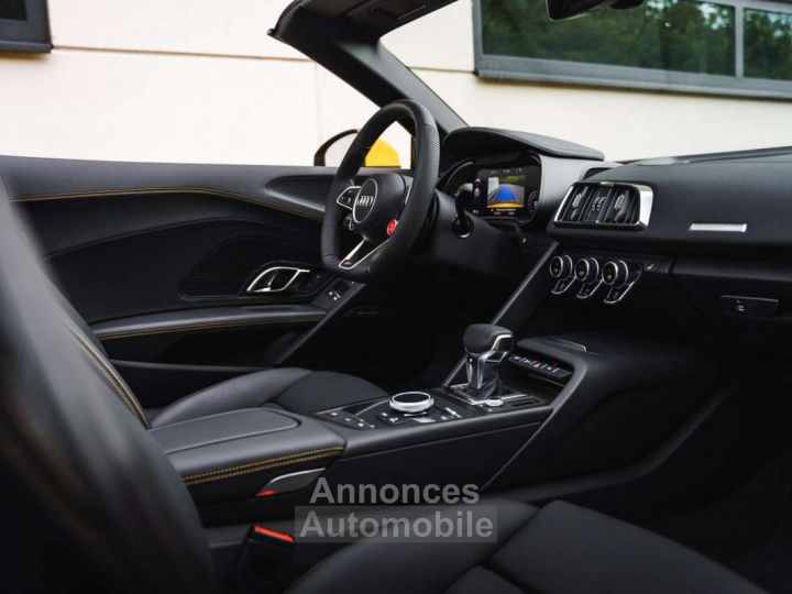 Audi R8 Spyder V10 Performance RWD Vegas Yellow B&O - 28