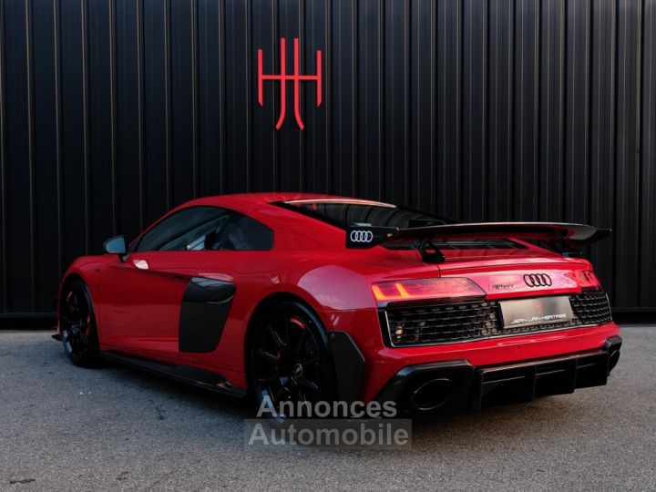 Audi R8 V10 GT - 17