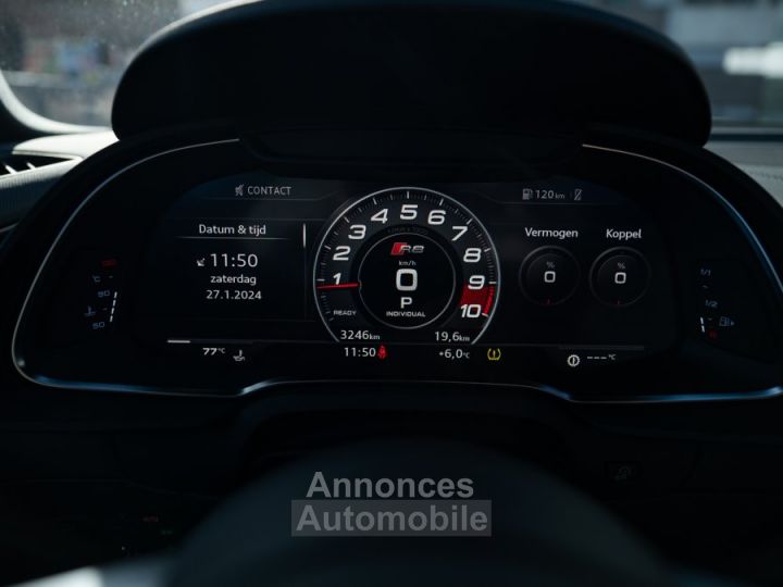 Audi R8 V10 RWS (ÉDITION LIMITÉE) - 26