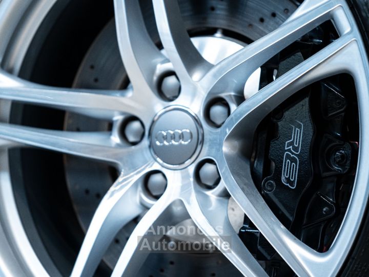 Audi R8 V8 4.2 FSI Quattro | Manual | Collector - 17