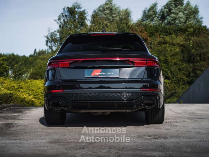 Audi RS Q8 Ceramic 23 Design Red City Tour Pano - 9