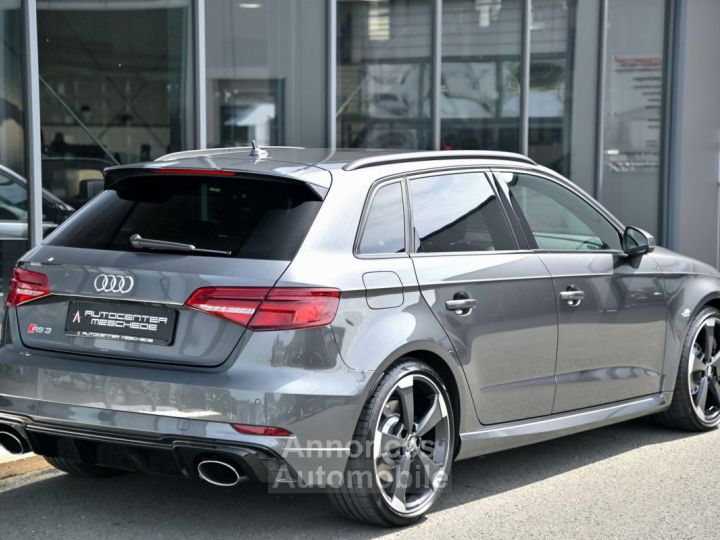 Audi RS3 Sportback 2.5 TFSI Navi - 4